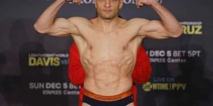 Сегодня ночью николаевский боксер Деревянченко сразится с доминиканцем Адамесом. Сколько он получит за бой?