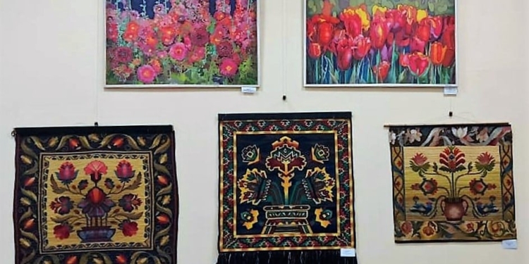 В Николаеве национальные общины на выставке представили свое искусство