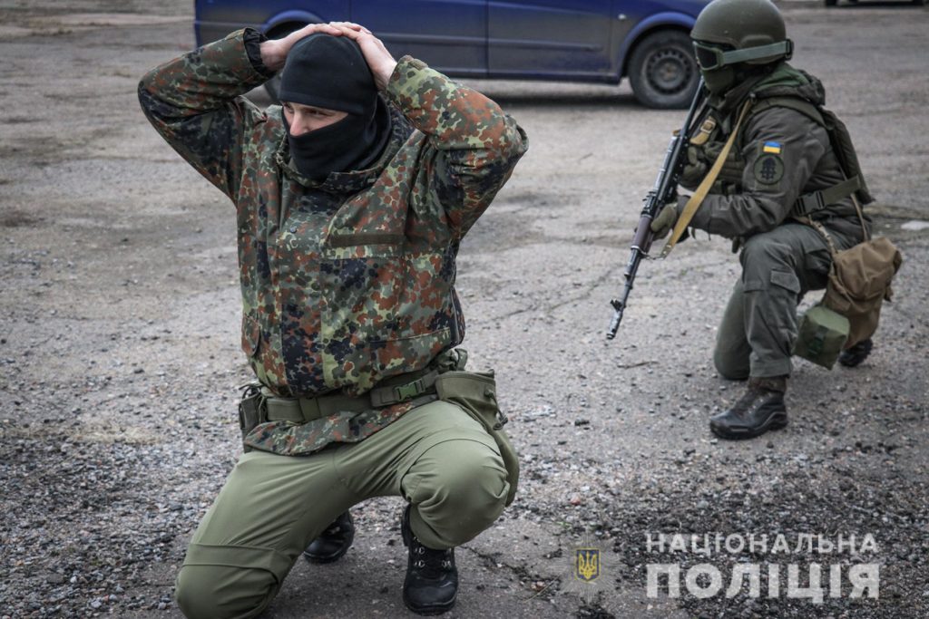 В Николаеве полиция и Нацгвардия учились пресекать массовые беспорядки (ФОТО) 26