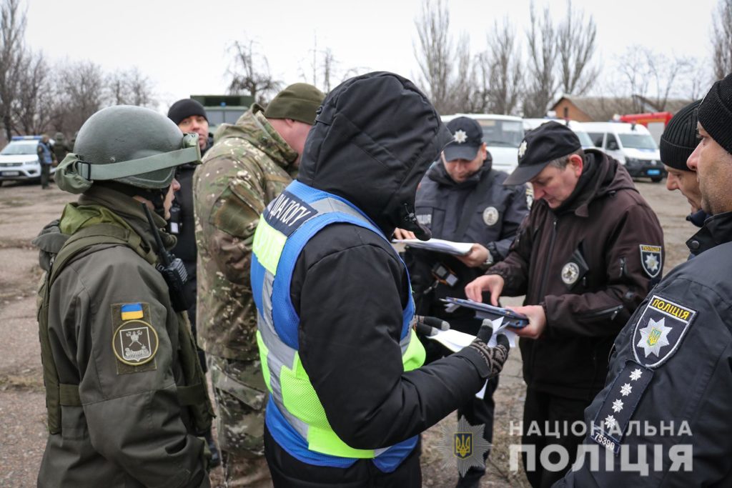 В Николаеве полиция и Нацгвардия учились пресекать массовые беспорядки (ФОТО) 30