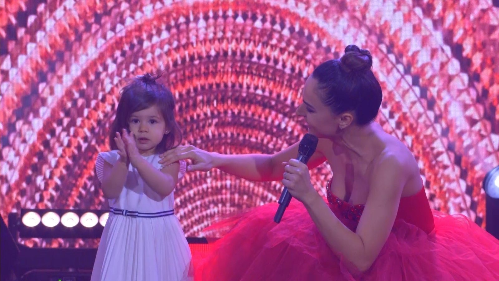 Любвеобильный мужчина. Саакашвили показал внебрачную дочь (ФОТО)