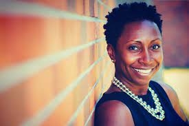 Бездомная женщина стала доктором наук и управляющей крупной компании