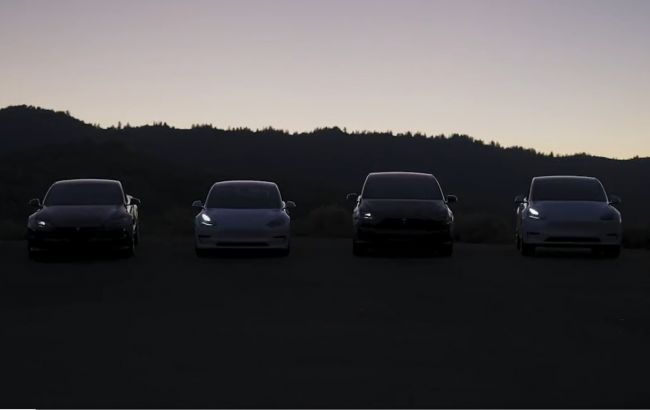 Четыре авто Tesla исполнили "Щедрик" - видео стало вирусным 1