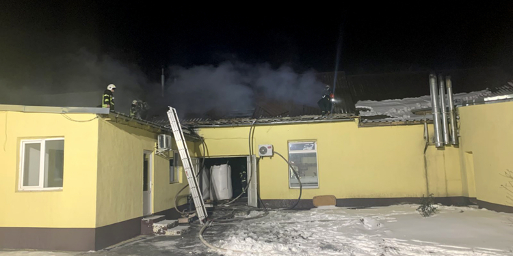 Ночью в Варваровке горела пекарня (ФОТО)