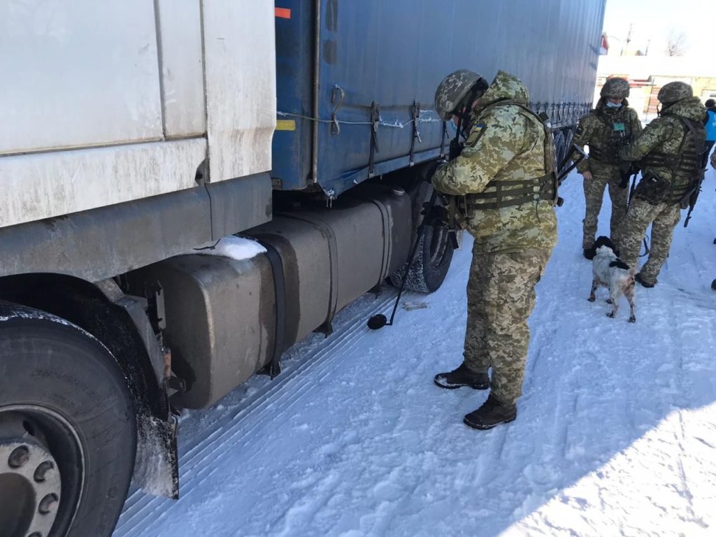 На Донбасс прибыло 28 тонн гуманитарного груза от ООН для населения (ФОТО) 8