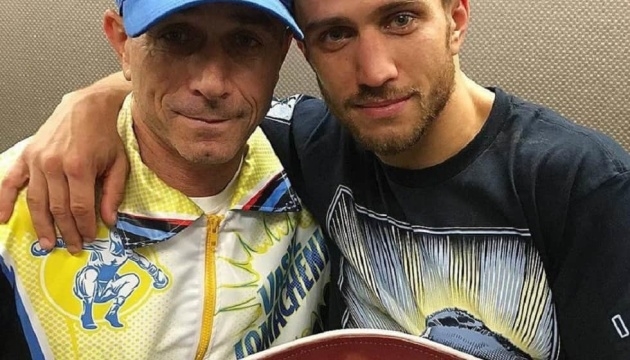 Отец Ломаченко номинирован на звание «Тренер года» по версии WBA