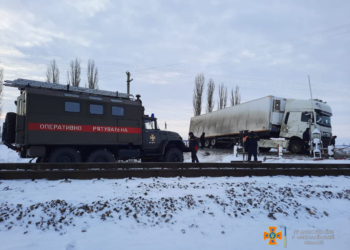 На Николаевщине спасатели трижды за сутки помогали водителям «стать на колеса» (ФОТО)