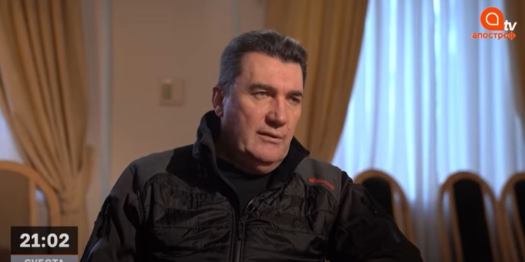 Данилов заявил, что Украине должны заплатить компенсацию за отказ от ядерного оружия (ВИДЕО)