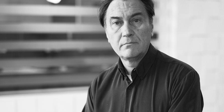 Умер николаевский журналист и оператор Олег Хусаинов