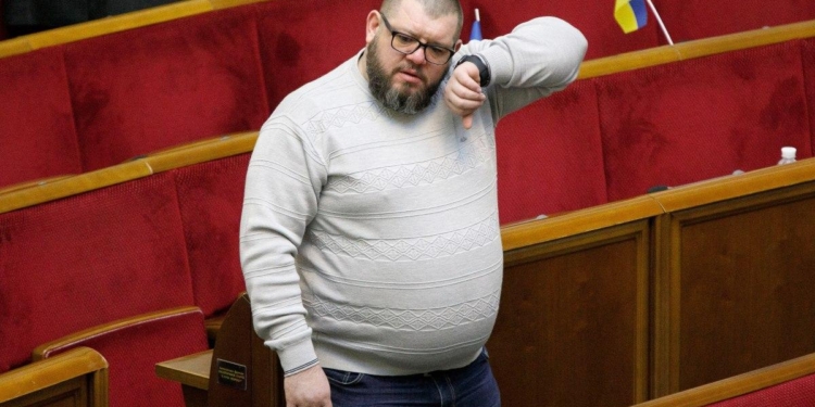 В “Слуге” заявили, что экс-министр МВД Аваков шантажировал  нардепа Галушко опубликованным сегодня видео