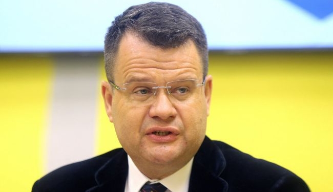 Жертва дресс-кода: Кабмин уволил замминистра образования Гарбарука