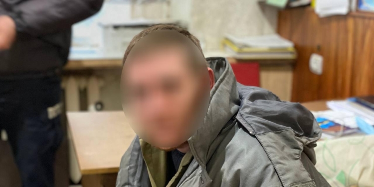 Ворвался в дом к лежачему деду, избил и отобрал пенсию. На Николаевщине задержали грабителя (ФОТО, ВИДЕО)