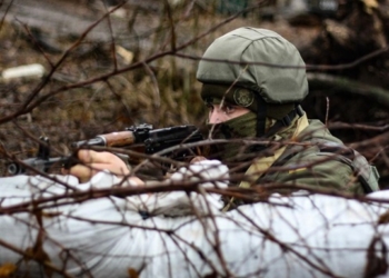 Сутки в ООС: четыре обстрела, ранен военный