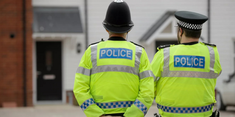 Англичанка 38 лет водила автомобиль без прав