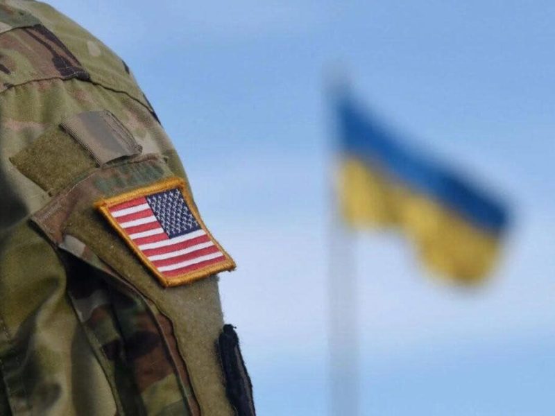 США вернули своих дипломатов в посольство в Киеве