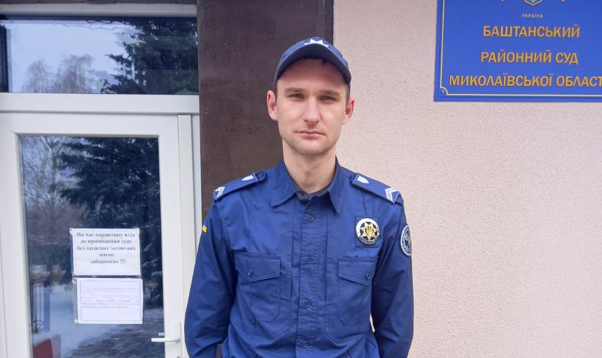 На Николаевщине сотрудник Службы судебной охраны спас провалившегося под лед ребенка