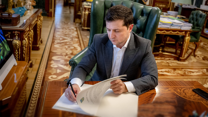Зеленский подписал закон о локализации 1