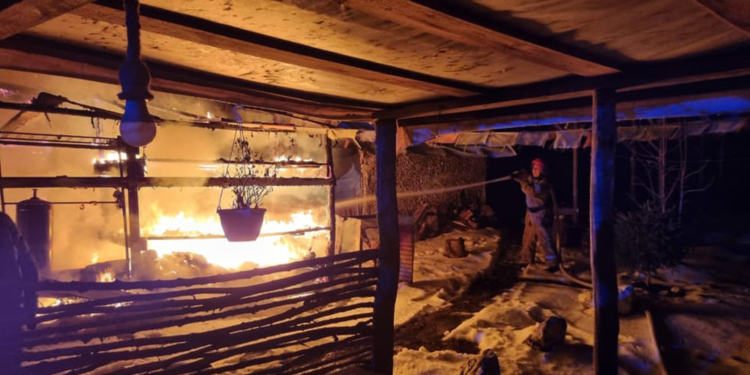 Пожары за сутки на Николаевщине: погиб 45-летний мужчина, спасена 51-летняя женщина (ФОТО)