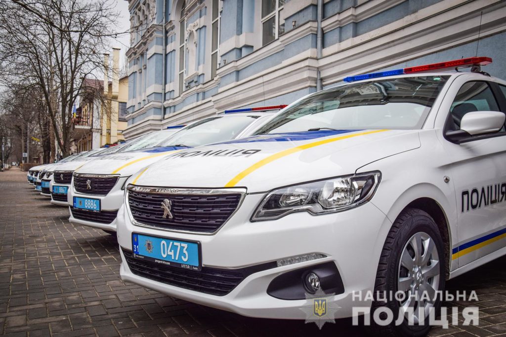 Полиция Николаевщины получила восемь современных служебных автомобилей (ФОТО) 1