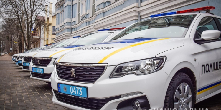 Полиция Николаевщины получила восемь современных служебных автомобилей (ФОТО)