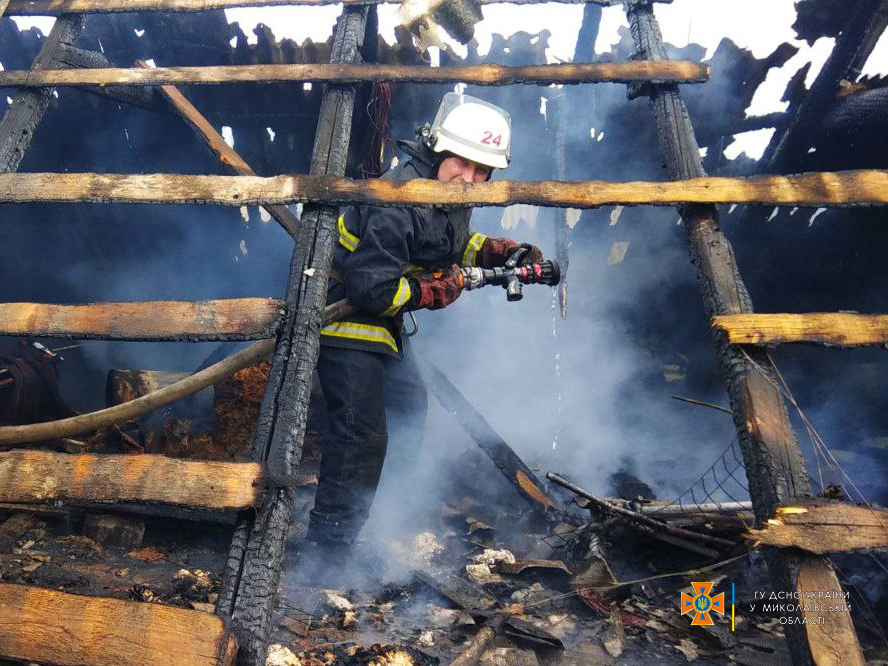 За добу на Миколаївщині було 7 пожеж: одна людина загинула, ще одна врятована (ФОТО) 1