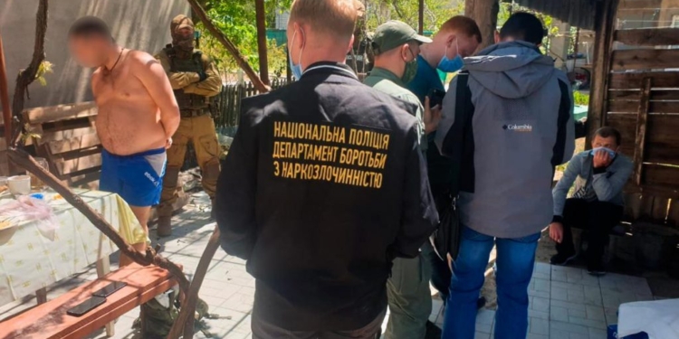 В Николаеве будут судить жителей Херсона за распространение наркотиков