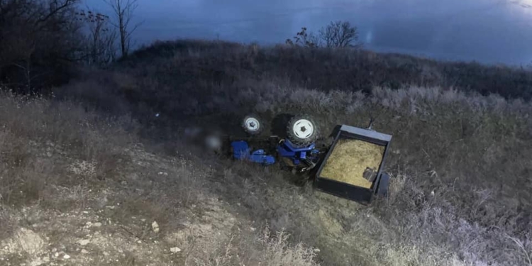 У віддаленому районі Миколаєва в ДТП загинув водій мотоблока