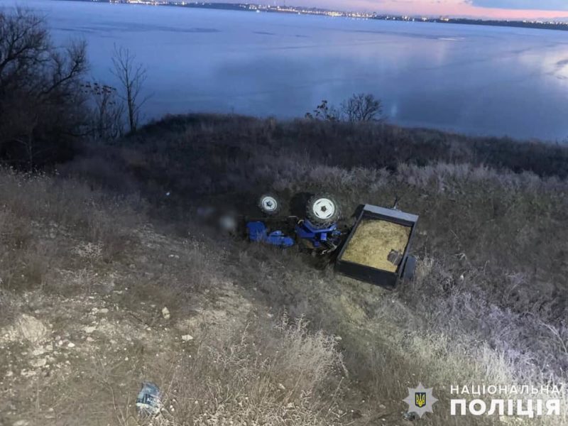 У віддаленому районі Миколаєва в ДТП загинув водій мотоблока