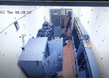 Расстрел в Днепре. Опубликована запись камер наблюдения (ВИДЕО 18+)