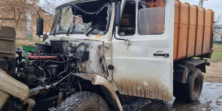 В Миколаєві постраждав ще один сміттєвоз – в нього згоріла кабіна (ФОТО)