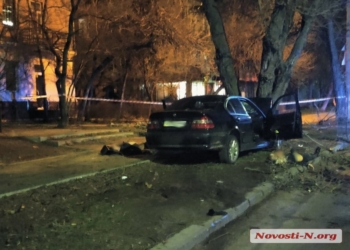 Ночное ДТП в Николаеве: двое погибших, один травмированный (ФОТО)