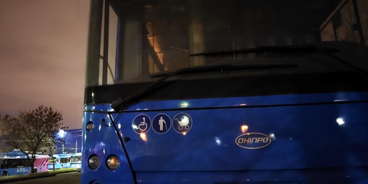 Николаев получил от производителя новый троллейбус взамен сгоревшего (ФОТО)