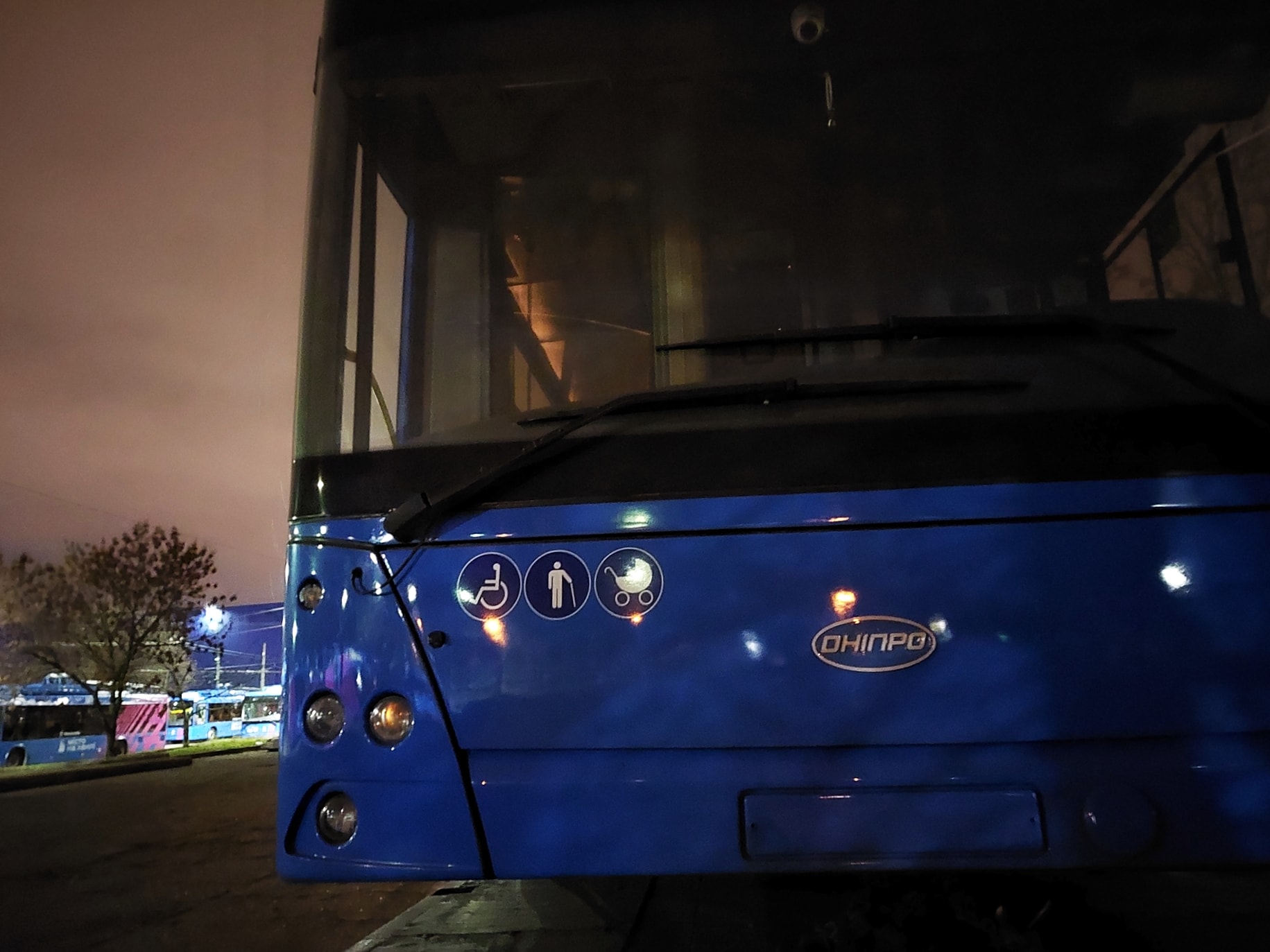 Николаев получил от производителя новый троллейбус взамен сгоревшего (ФОТО)