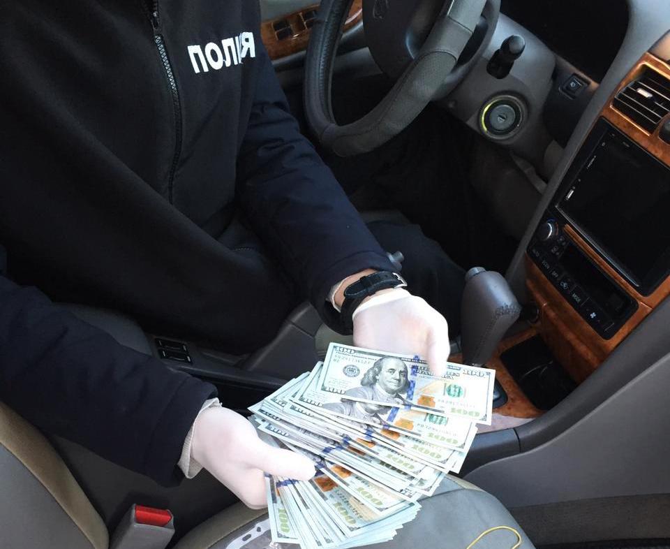 В Николаеве полицейскому предлагали $4 тыс за "отмазать от ДТП" (ФОТО) 7