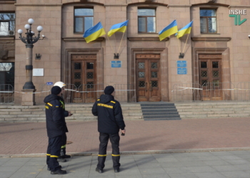 Серия «минирований» продолжается: в Николаеве заминировали горсовет (ФОТО и ВИДЕО)