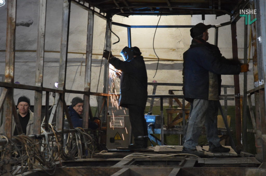 Конечная: в Николаеве отремонтированный за 1,5 млн гривен трамвай не смог выйти на маршрут – отвалился кардан (ВИДЕО и ФОТО) 25