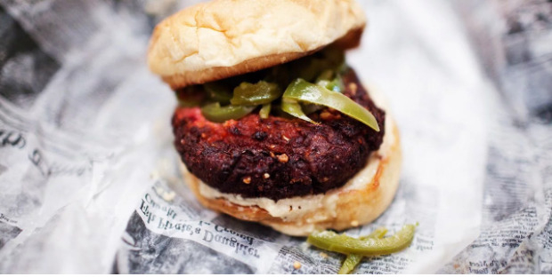 Искусственный интеллект имитировал вкус настоящей курицы из месива бамбука, персиков и нута