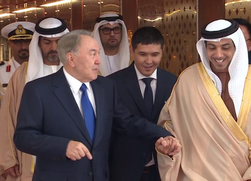 Секретный самолет Назарбаева приземлился в Дубае — там у семьи много элитной недвижимости