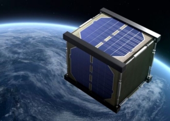 Японская компания хочет запустить спутник из дерева