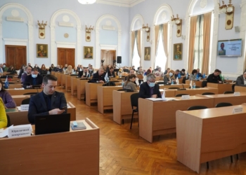 Николаевский горсовет принял обращение к руководству государства о направлении в местные бюджеты 50% прибыли морпортов