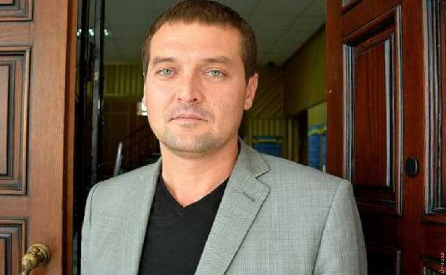 «Страну всрали в говно». В Черновцах остановили пьяного одесского полицейского начальника (ВИДЕО)