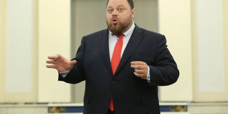 Стефанчук рассказал о секретных пакетах для нардепов, подготовленных на случай особого периода