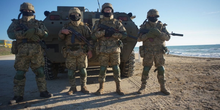 От Коблево до Черноморска: 28-ая мехбригада провела учения по защите побережья (ФОТО)