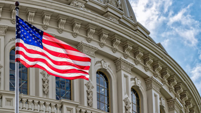После Винницы. Посольство США в Украине призвало американцев покинуть страну