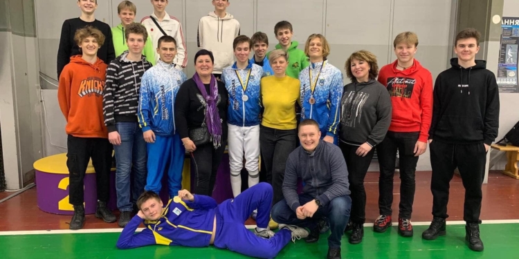 Миколаївські фехтувальники-юніори з медалями повернуться з чемпіонату України (ФОТО)