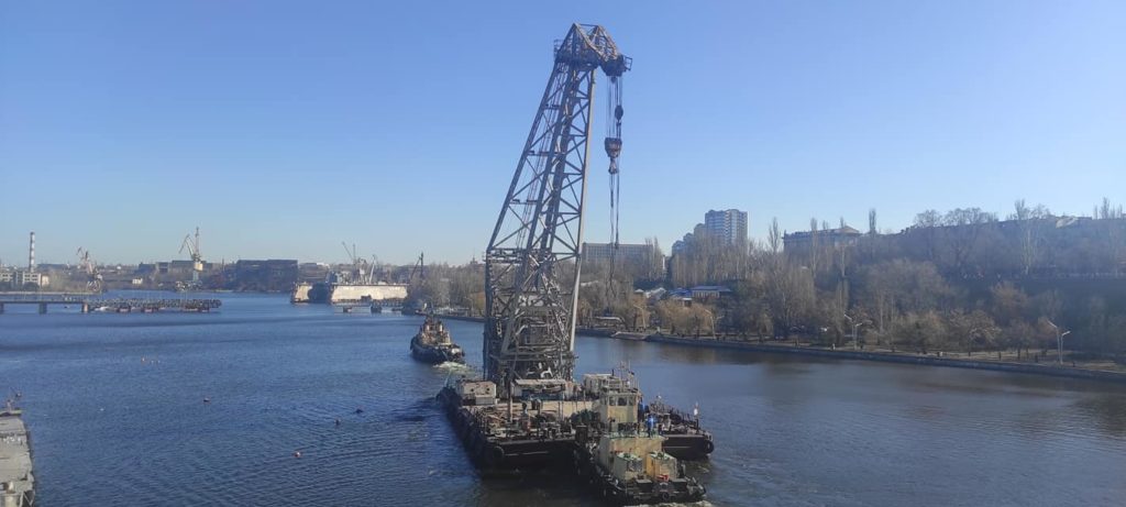 В Николаеве нормализовалась ситуация с мостами - их свели и восстановили движение (ФОТО) 2