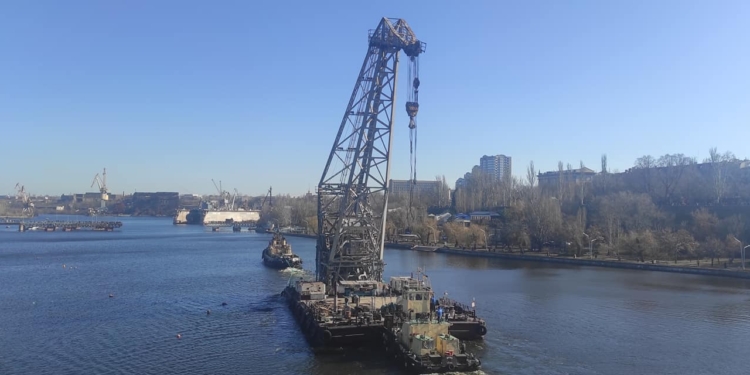 В Николаеве нормализовалась ситуация с мостами – их свели и восстановили движение (ФОТО)