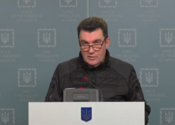 В Украине вводится чрезвычайное положение (ВИДЕО)
