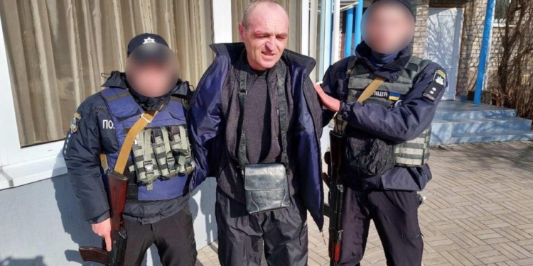 В Вознесенске полицейские задержали мародера (ФОТО)