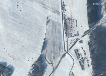 В 50 км від українського кордону: в мережі з’явилися нові фото російських військ в Білорусі (ФОТО)